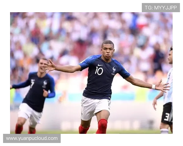 姆巴佩俱乐部年度进球已达55个距C罗纪录仅差4球 姆巴佩俱乐部年度进球已达55个距C罗纪录仅差4球